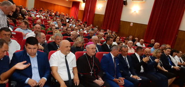 Uzvanici na sjednici                                                                                                                                                                                                                                      